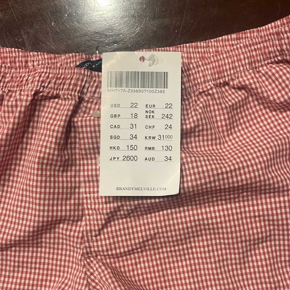 Brandy Melville Red Checkered Shorts - Picture 2 of 3